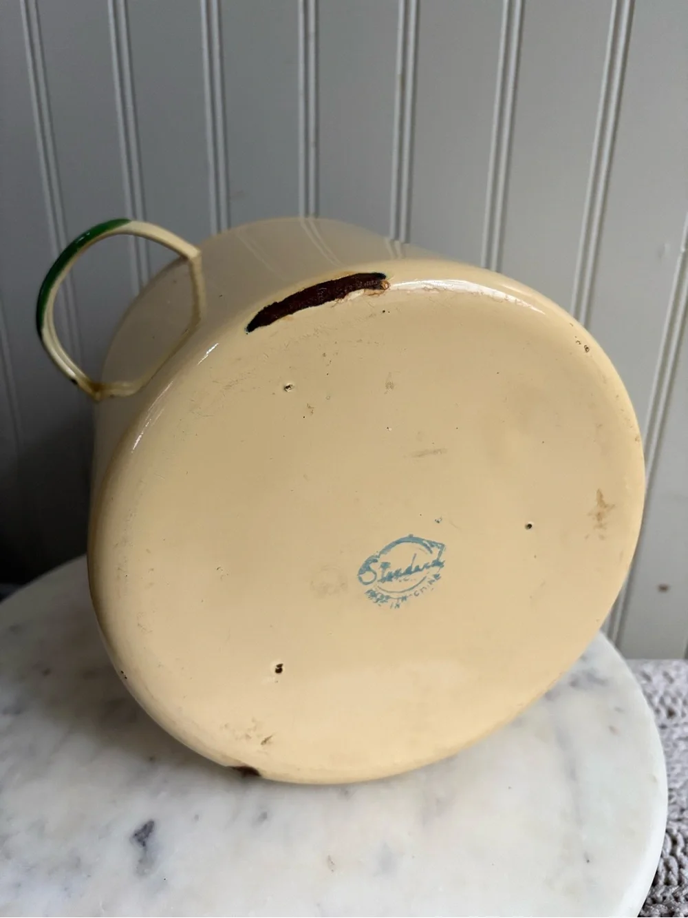Vintage Standard Enamelware Pot w/Lid Butter Yellow VTG Cottagecore Farmhouse